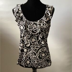 Brittany Black sleeveless pullover blouse